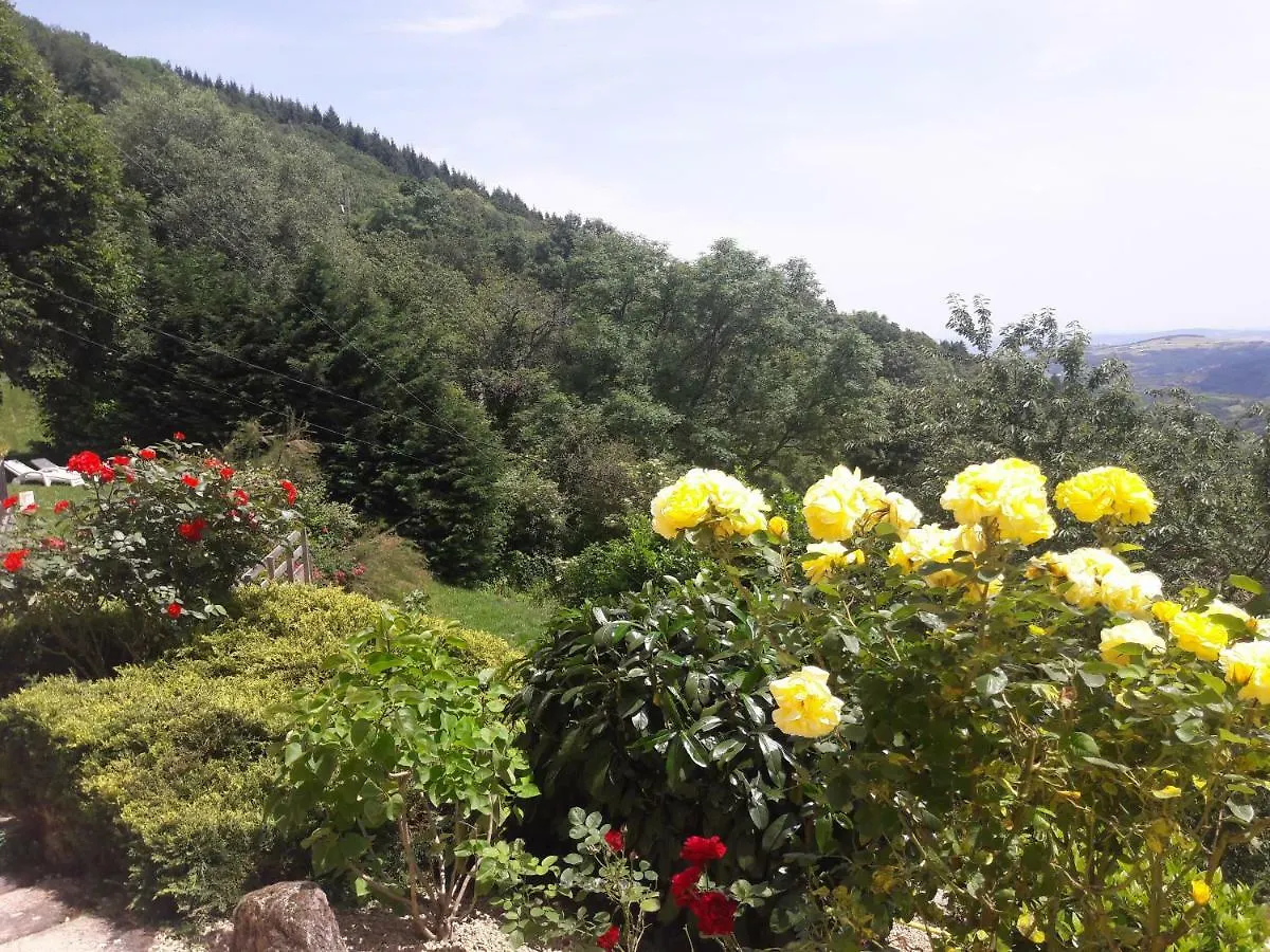 La-Haut Sur La Colline Hotel Yzeron 0*,  France